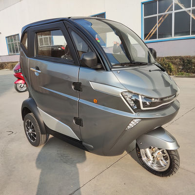 Пассажир тела умных трициклов заряжателя электрических закрытый для взрослых